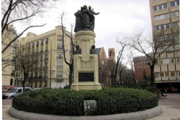 monumento a los chisperos en madrid